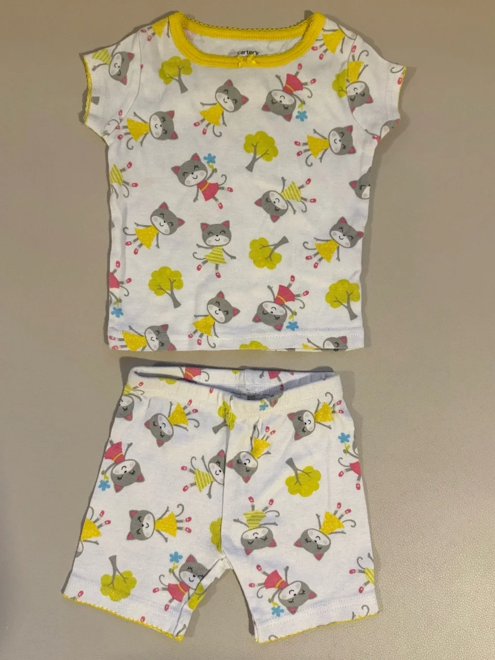 Carter's White Short-Sleeve Pajama Set with Yellow and Pink Cat Print